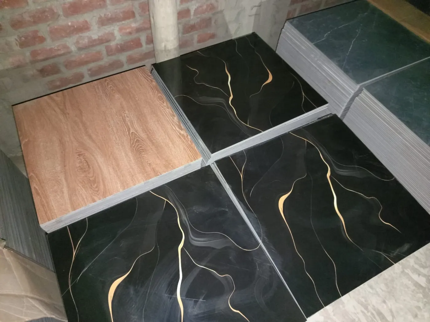 Porcelanato Negro Dorado 60x60